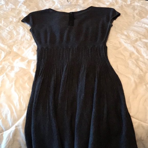 Loft Dress - Picture 4 of 12